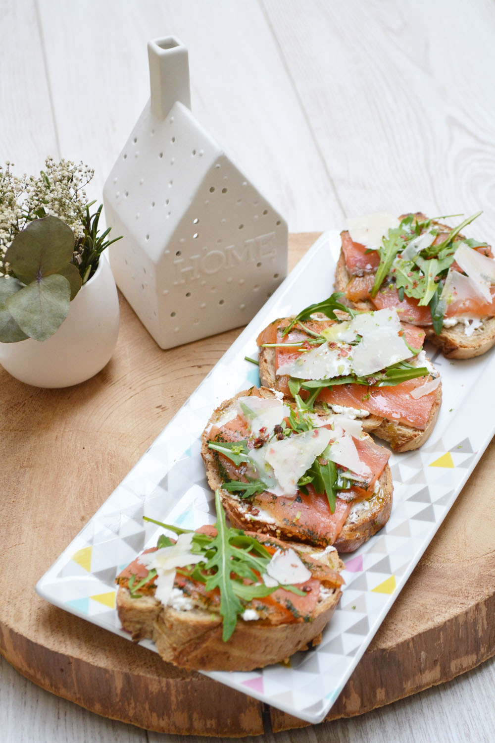 Tartines De Saumon Roquette Et Baies Roses Envie D Ap Ro